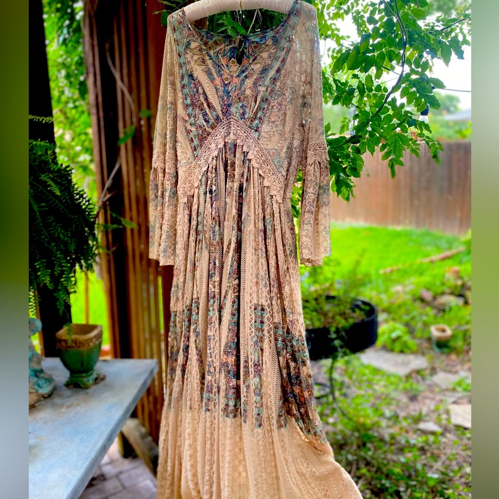 Bosom boosting floral and lace bell sleeve dress. Flattering fit. High waist.